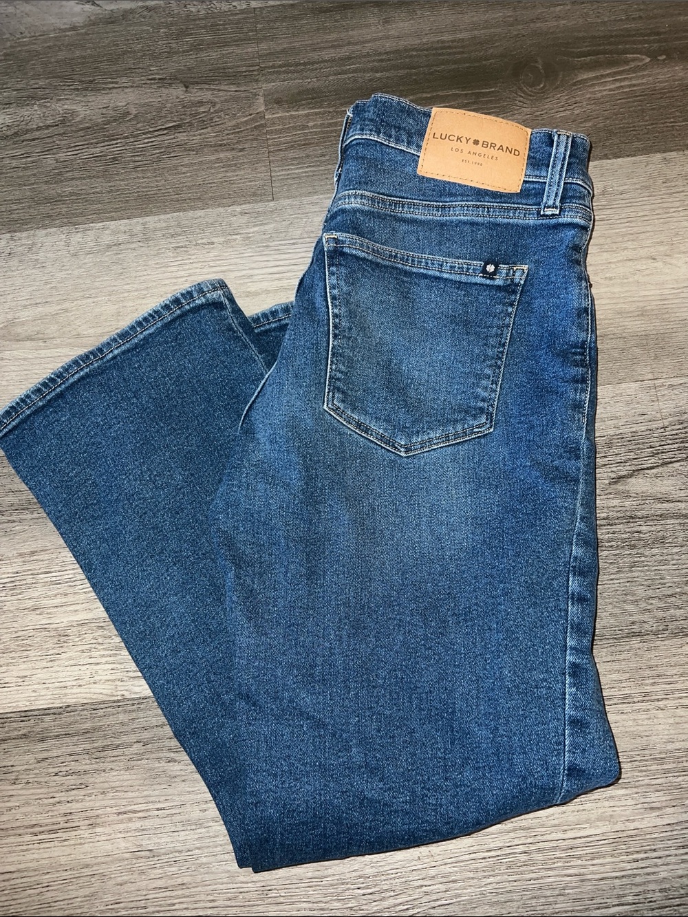 Lucky Brand Medium Blue Straight Mid Rise Crop Midi Jeans